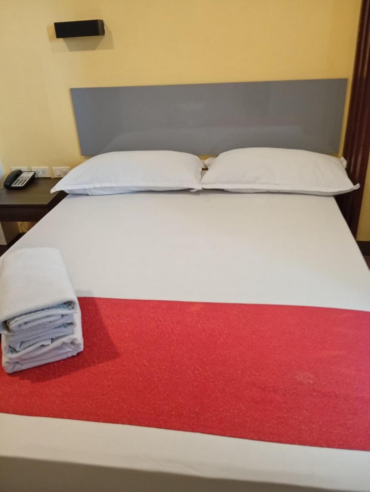 Mc Hotel Novaliches كالاوْكان المظهر الخارجي الصورة